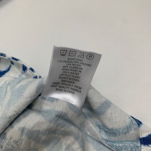 Boho Chic XS Blue & White Patterned Short Sleeve Top Button Back Boxy - Picture 4 of 7